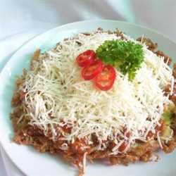 PIZZA MIE SALMON KEJU