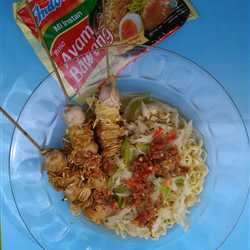 Indomie bakso bakar sambal kacang