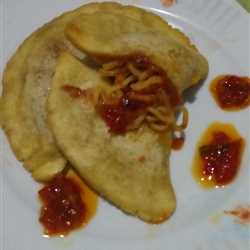 Cireng isi mie pedas ganas 