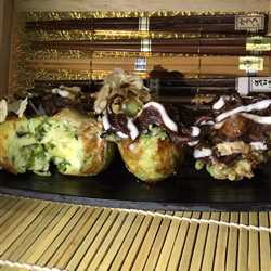 TAKOYUM(MY) NOODLEZ RUMPUT LAUT