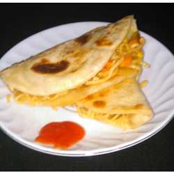 Quesadilla mie sambal rica-rica