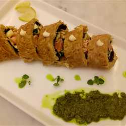 Indomie Salmon Roll with Spinach Sauce