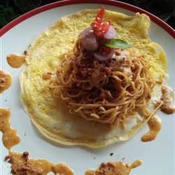 Indomie goreng aglio olio telor asin
