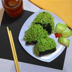 indomie onigiri tuna mayo