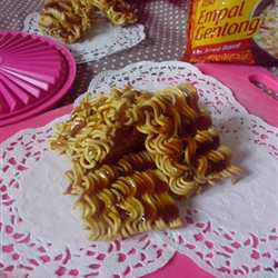 Ampyang Indomie Pedas Manis