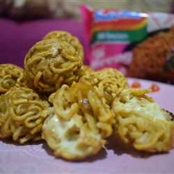 Bola bola mie with cheese