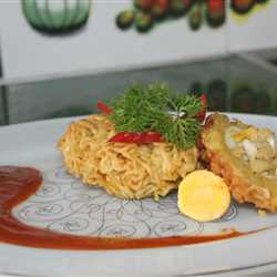 Indomie bertelor saus BBQ