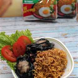 Indomie Cita Rasa Tinta Blakutak