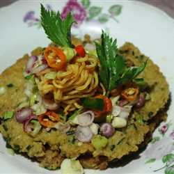 INDOMIE RICE OMLET WITH SAUCE MATAH 