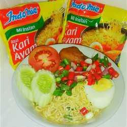 Indomie Kari ayam Acar..