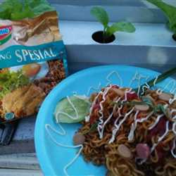 MiBaReng (Mie Banana Goreng)