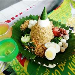nasi mie tumpeng