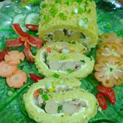 Indomie Gulung Isi Sosis Ragout Ayam Keju 