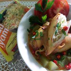 Ci Gu Intel (Cumi Gulai isi Indomie Telur)